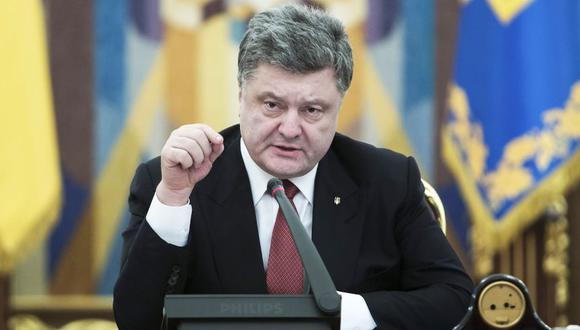 Presidente ucraniano Petró Poroshenko declara el estado de excepción. (EFE)