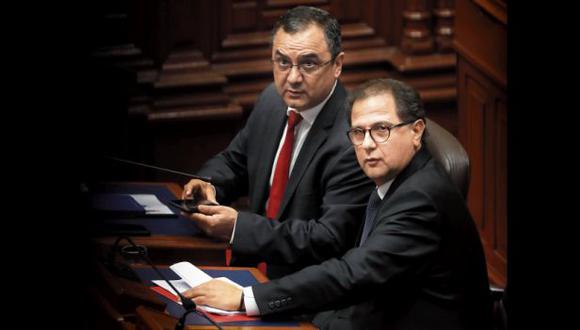 Las presentaciones de los ministros Carlos Oliva y Francisco Ísmodes en el pleno duraron 37 minutos cada una. (Foto: Hugo Pérez / GEC)