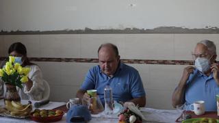 Rafael López Aliaga participa de desayuno electoral en Ventanilla  