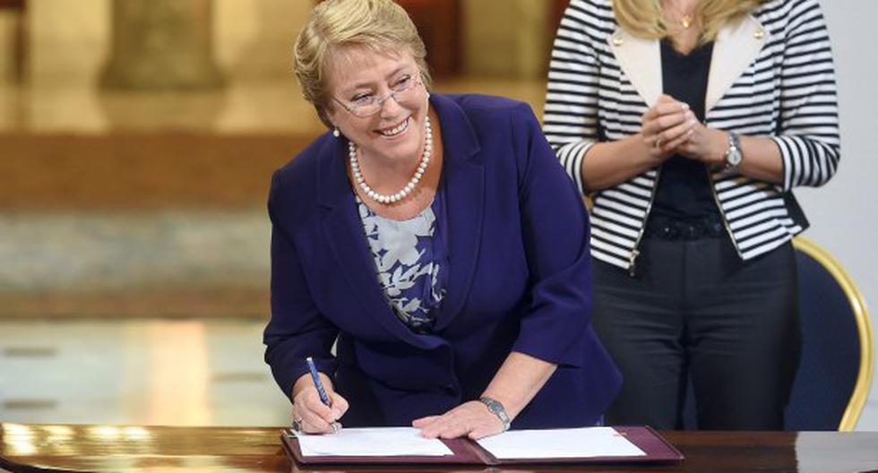 Bachelet pidió la renuncia a todos los ministros. (Foto: EFE)