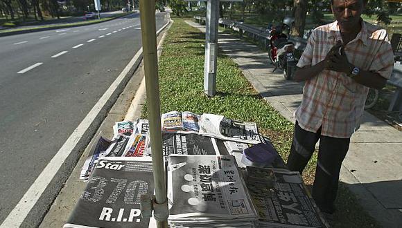 Malasia: Diarios circulan con portadas en negro por tragedia