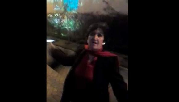 La identidad de la mujer es desconocida, sin embargo, es frecuente visitante de la iglesia ubicada en el parque Kennedy.