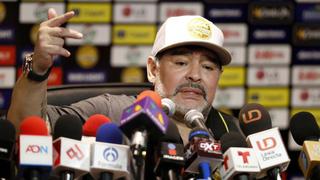Maradona, fastidiado con los árbitros tras primera derrota con Dorados | VIDEO
