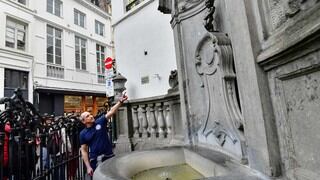 El Manneken Pis, símbolo de Bruselas, deja de malgastar agua en nombre de la responsabilidad ecológica