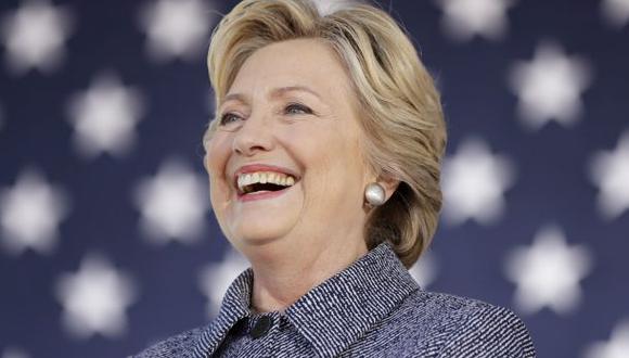 Principales diarios de EE.UU. respaldan candidatura de Clinton