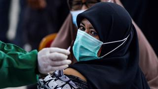 Indonesia registra récord de más de 21.000 contagios de coronavirus en un día