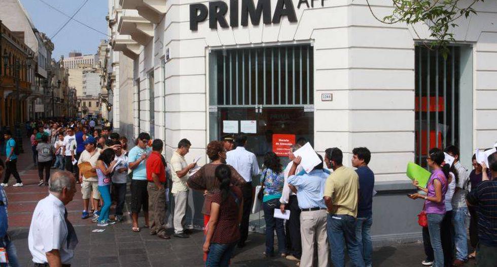 La tasa de aportes se aplicará de manera gradual a los trabajadores que ganen menos de S/.1.125 al mes. (Foto: Andina)