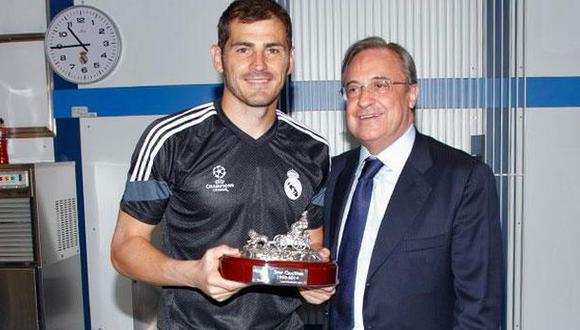 Iker Casillas recibió reconocimiento en el vestuario del Madrid