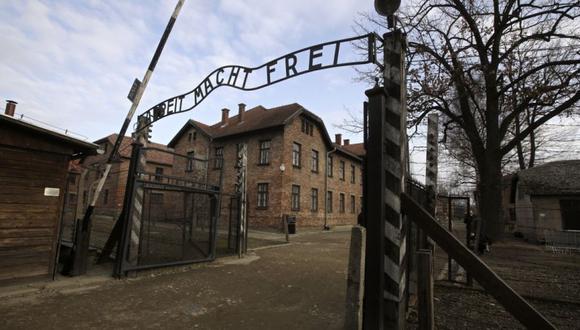 La puerta del campo de exterminio nazi de Auschwitz I en Oswiecim, Polonia. (Foto: Archivo /AP/Markus Schreiber)