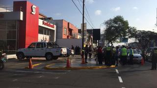 Surco: asalto a balazos en agencia Scotiabank en Av.La Encalada