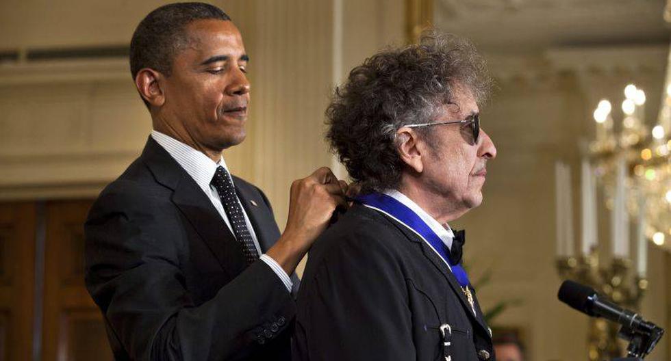 Barack Obama celebr&oacute; que Bob Dylan hayan ganado el premio Nobel de Literatura 2016 (EFE)