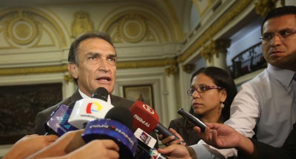 Becerril reiteró que moción de censura al ministro de Educación, Jaime Saavedra, continuará porque hasta el momento “no se ha deslindado contra la corrupción”. (Foto: Andina)