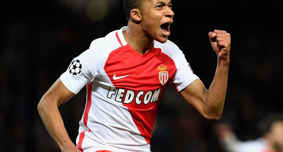 La prensa francesa reveló que Monaco aceptó escuchar la oferta del PSG por Kylian Mbappé. (Foto: Getty Images)