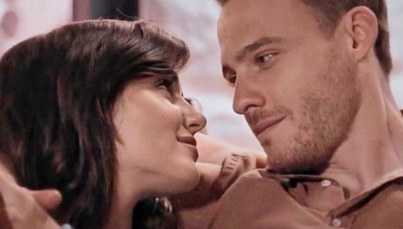 Kerem Bürsin y Hande Erçel fueron los protagonistas de “Love Is in the Air”, donde iniciaron una relación que duró año y medio (Foto: MF Yapım)