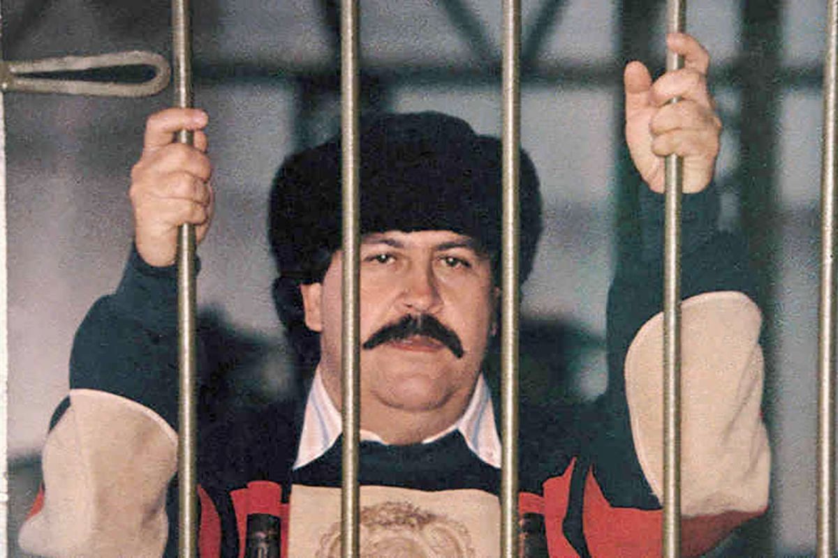 Así se escapó Pablo Escobar de La Catedral, la cárcel que él mismo ...