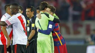 El gesto de Messi con Barovero que dejó al arquero "admirado"