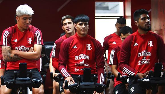 ¿Quién es el futbolista de la selección peruana que fue desconvocado para jugar ante Bolivia y Venezuela por las Eliminatorias? | Foto: FPF