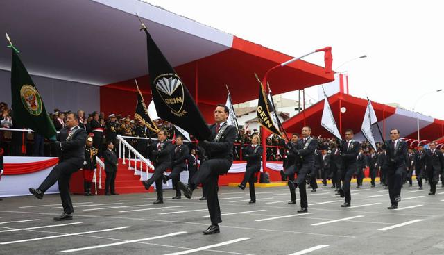 En la Parada Militar, evento tradicional de Fiestas Patrias, desarrollada este sábado en la avenida Brasil participaron grupos de las Fuerzas Armadas y Policía Nacional que han tenido un papel protagónico en la historia del Perú. (Andina)