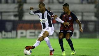 Alberto Rodríguez, de ‘costar’ seis balones de fútbol a ser capitán de los tres grandes del Perú  | PERFIL