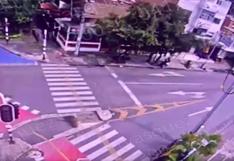 El impresionante video del momento del accidente de avioneta contra una casa en Medellín