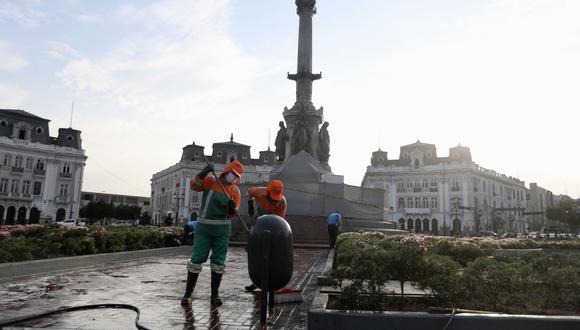 MML retira pintas y recupera plaza Dos de Mayo tras recientes protestas. (Foto: Municipalidad de Lima)