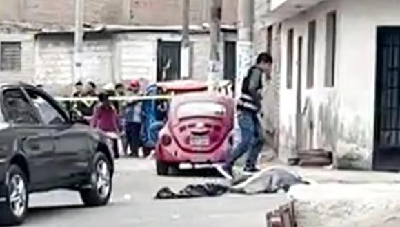 Un hombre fue asesinado en la avenida 15 de Enero, en San Juan de Lurigancho. (Foto: Captura / América Noticias)