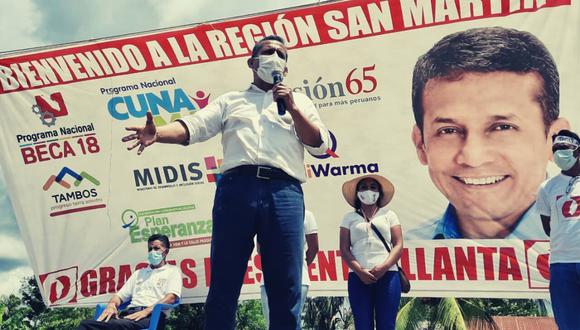 Uno de los ejes centrales de la campaña del expresidente Humala es el relanzamiento de los programas sociales que creó durante su gobierno. En la imagen está en Papaplaya, San Martín. (Foto: Difusión)