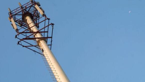 Falta de reglamentación impide instalación de antenas móviles - 1