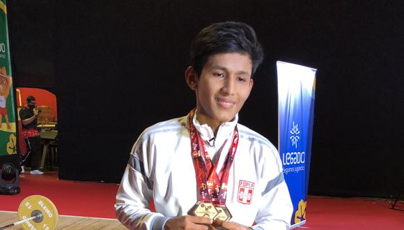 Nol Ríos consiguió tres medallas en la Copa Mundial Sub 17 Online 2020. (Foto: @jorgezna / @Sonqodeportes)