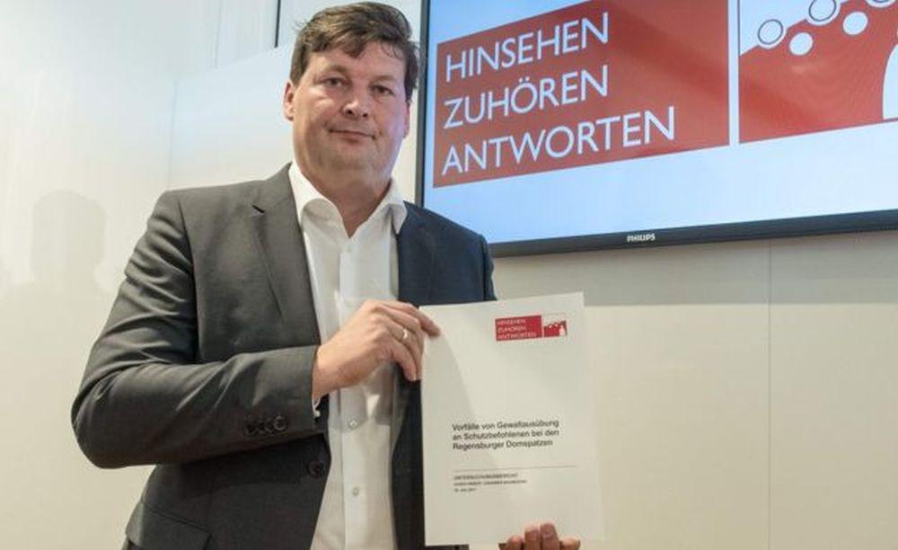 La presentación del informe de Ulrich Weber se realizó este martes.