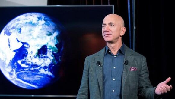 Jeff Bezos, fundador de Amazon, está a la espera de que afinen los detalles de su superyate (Foto: EFE).