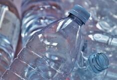 Pasos para fabricar saleros con botellas de plástico recicladas