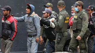La policía irrumpe en el peligroso Bronx colombiano