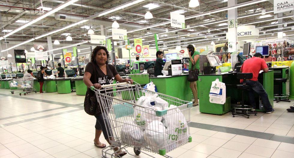Las bolsas plásticas de las tiendas ya no serían gratuitas y los consumidores estarían obligados a pagar un precio por ellas. (Foto: Andina)