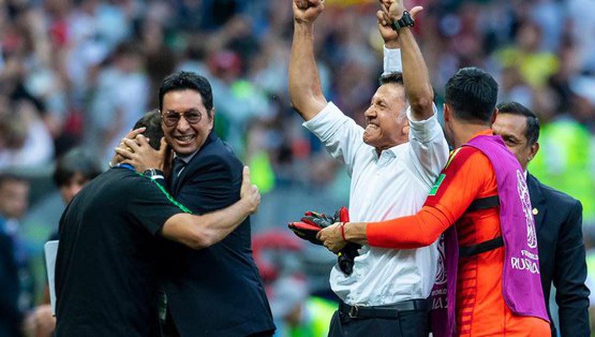 "A los que siempre nos han apoyado trataremos de darles más alegrías y a los que no, vamos a tratar de convencerlos con más trabajo", enfatizó el técnico de México luego de la victoria ante Alemania. (Foto: AP)