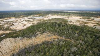 Perú se alía con Colombia y Ecuador contra minería ilegal