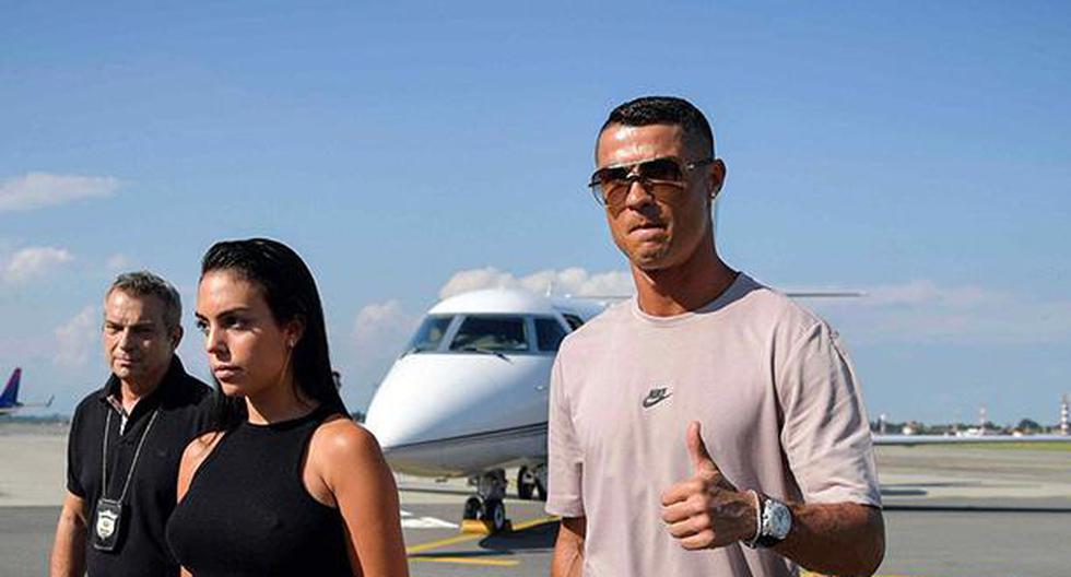 Cristiano Ronaldo llegó a Turín y será presentado por la Juventus el lunes. (Foto: Facebook Juventus)