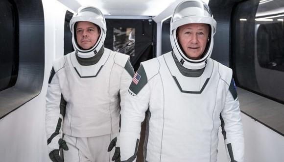 Los trajes de SpaceX son muy distintos a los que usualmente utiliza la NASA. (Foto: NASA)