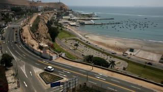 COVID-19: Ministro Cevallos señala que se prohibirá “la venta de bebidas alcohólicas y alimentos en las playas”