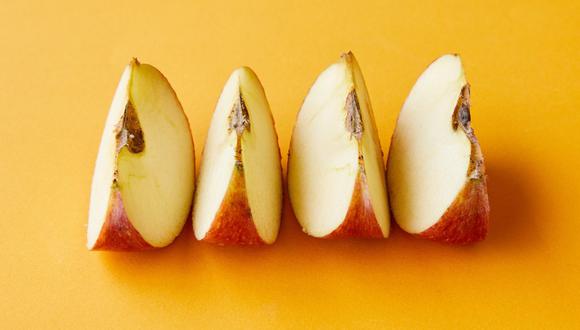 La manzana es una de las frutas que más rápido se oxida tras cortarla. (Foto: Pexels)