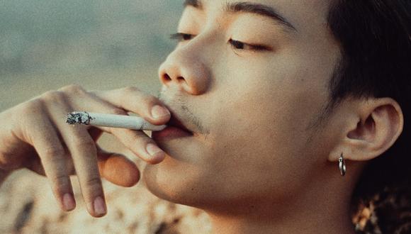 El japonés que ha sido multado con más de US$14.000 por tomar 4.500 descansos para fumar. (Foto: Pexels)