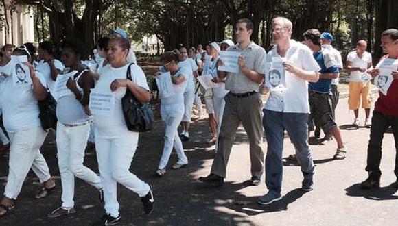 Cuba: Diputado chileno es detenido en marcha de Damas de Blanco