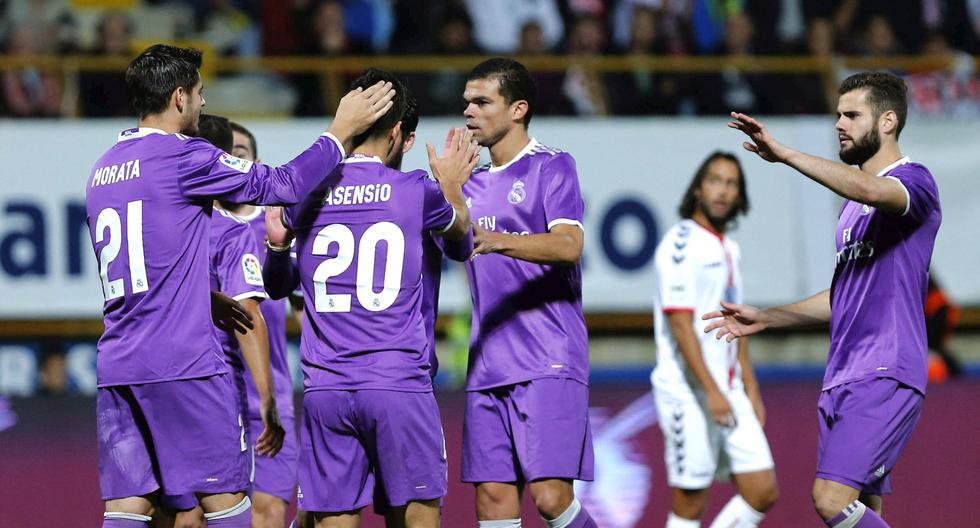 Real Madrid vs Leonesa se vieron la caras en el estadio Reino de Leon por Copa del Rey. (Foto: EFE)