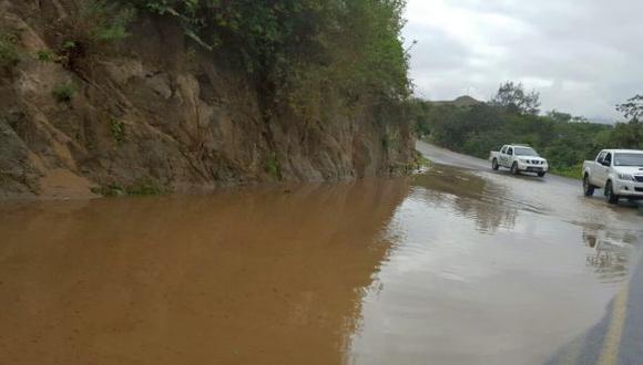 Las autoridades de la zona  se&ntilde;alaron en declaraciones a Andina que las fuertes lluvias han debilitado los suelos adyacentes a esta v&iacute;a. (Foto referencial: difusi&oacute;n)