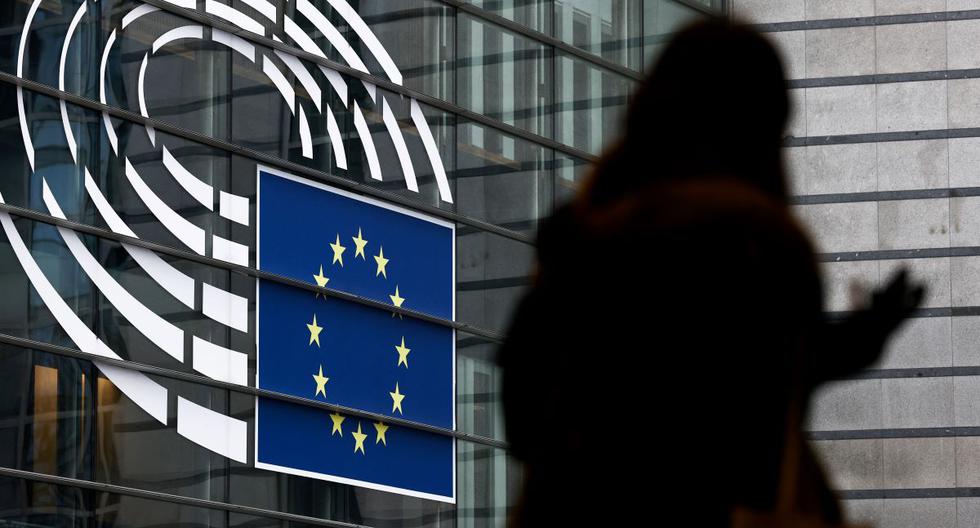 Belgian police search European Parliament headquarters over Qatargate corruption scandal