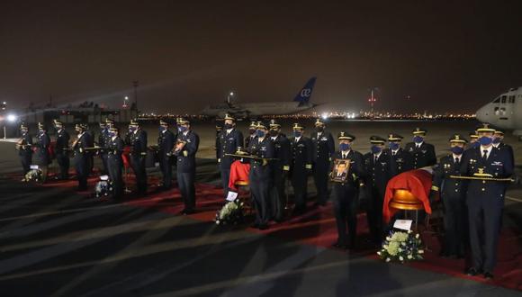 La ceremonia se realizó en el Grupo Aéreo N°8. (Foto: Ministerio de Defensa)