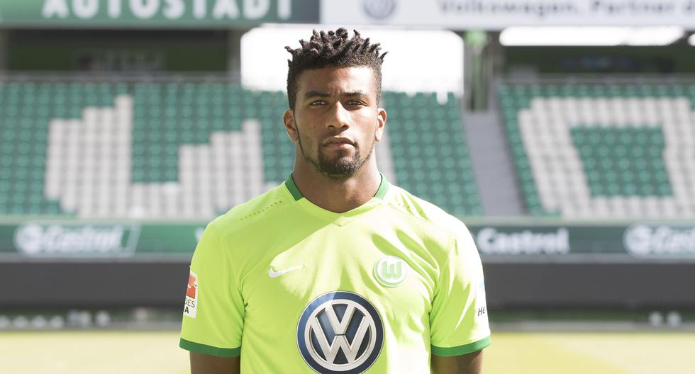 Wolfsburgo destituyó al técnico Dieter Hecking. ¿Qué pasará con Carlos Ascues? (Foto: Getty Images)