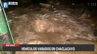 Chaclacayo: viviendas afectadas y vehículos varados por paso del huaico | VIDEO