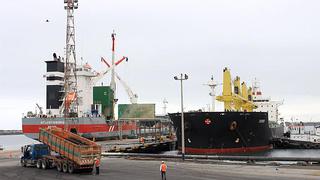 Puerto de Salaverry podrá recibir naves de contenedores en primer semestre del 2019