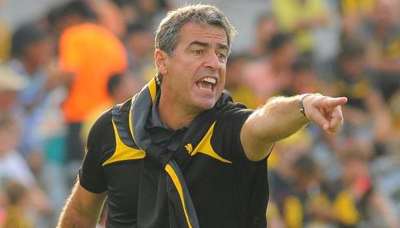 Pablo Bengoechea dejó de ser entrenador de Peñarol de Uruguay